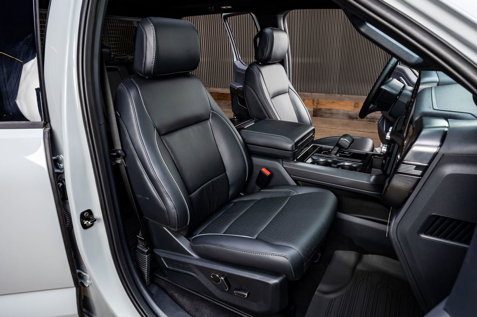 Used 2026 Ford F150 Lariat image 31