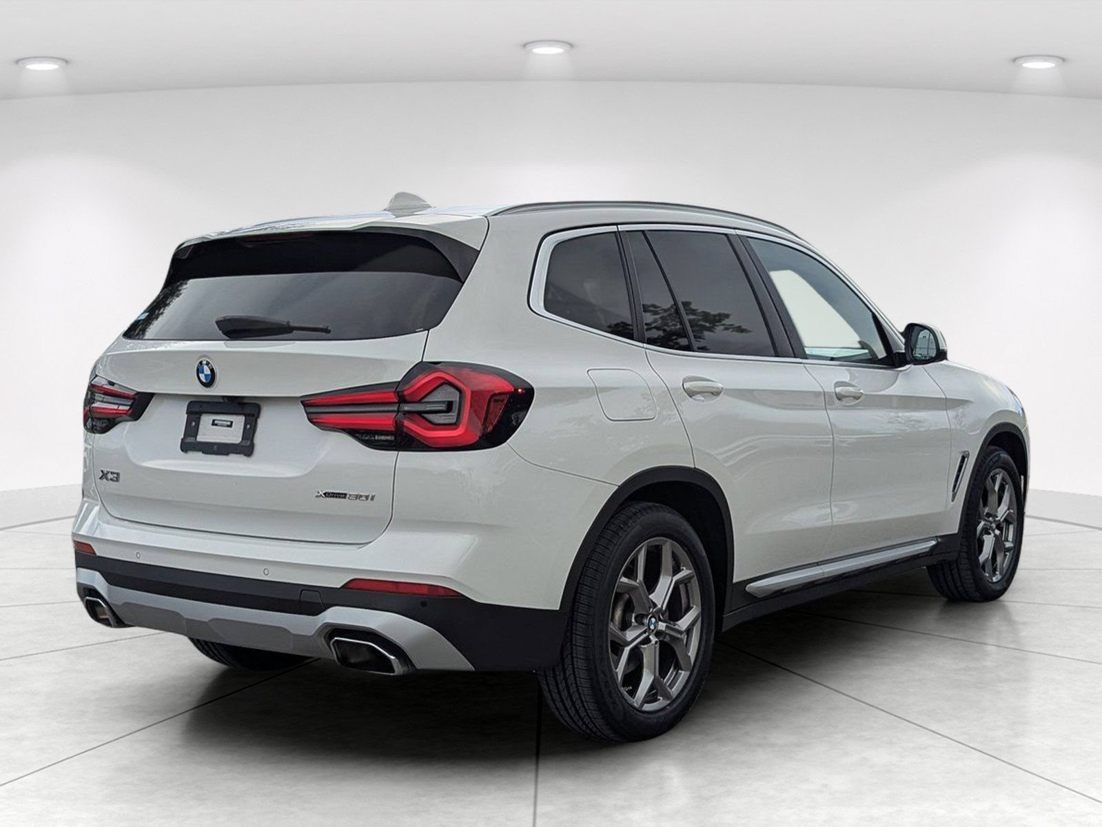 Used 2023 BMW X3 xDrive30i w/ Convenience Package w/ZPA AWD/4WD image 7