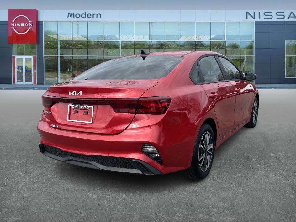 Used 2024 Kia Forte LXS w/ LXS Technology Package image 5