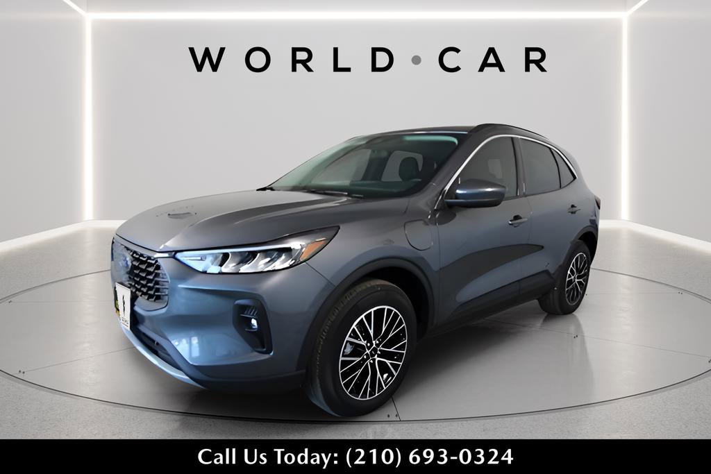 Used 2024 Ford Escape SE image 3