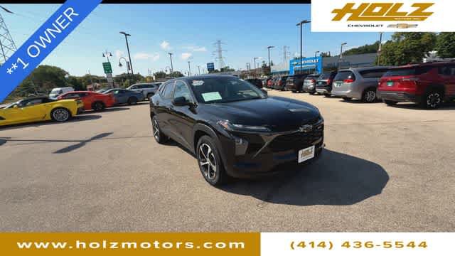 Certified 2024 Chevrolet Trax RS w/ Driver Confidence Package FWD image 2