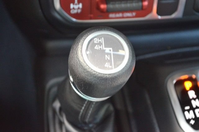 New 2026 Jeep Gladiator Sport AWD/4WD image 24
