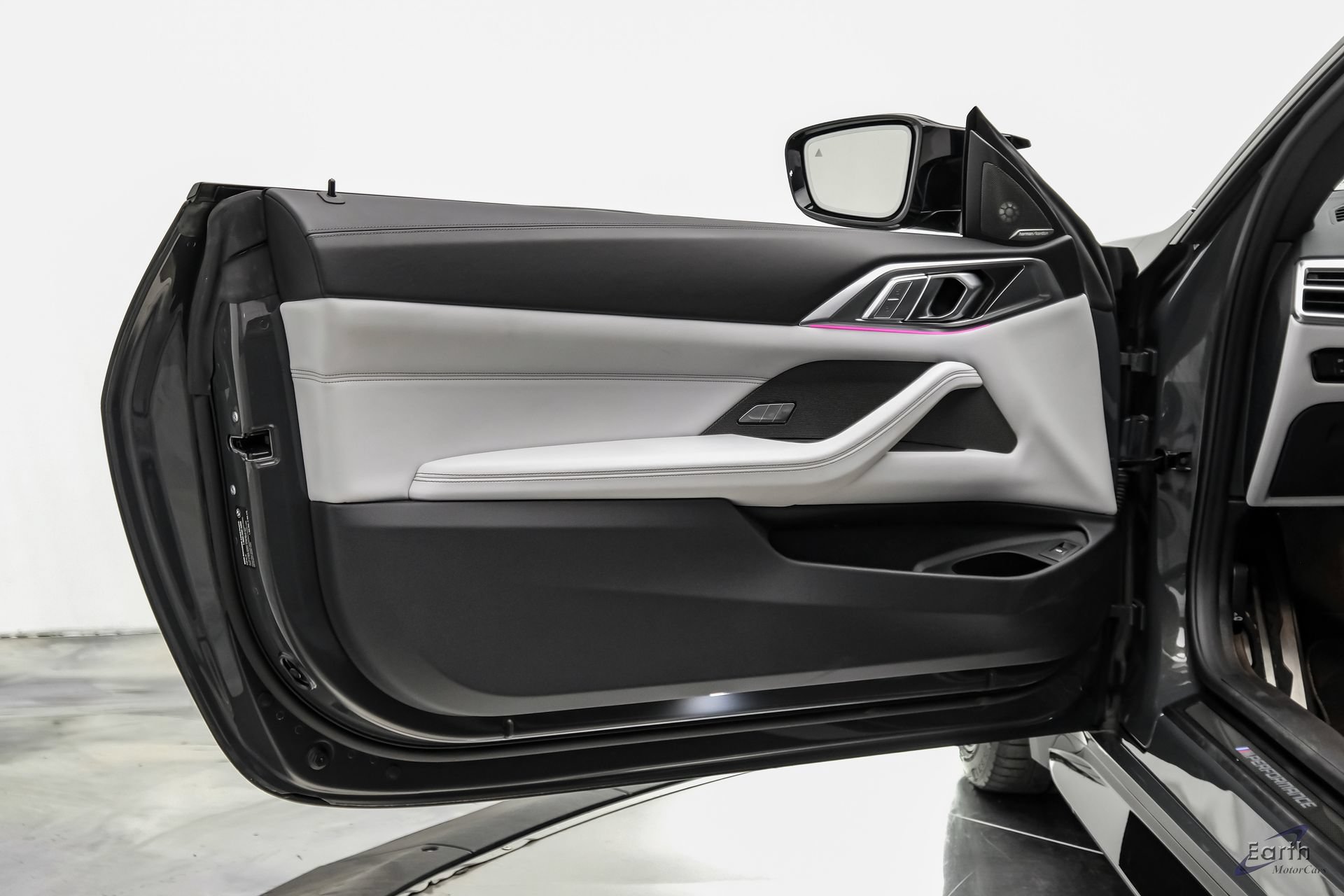 Used 2025 BMW M4 xDrive Competition w/ Executive Package AWD/4WD image 87