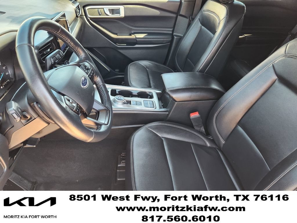 Used 2020 Ford Explorer XLT w/ Equipment Group 202A RWD image 11