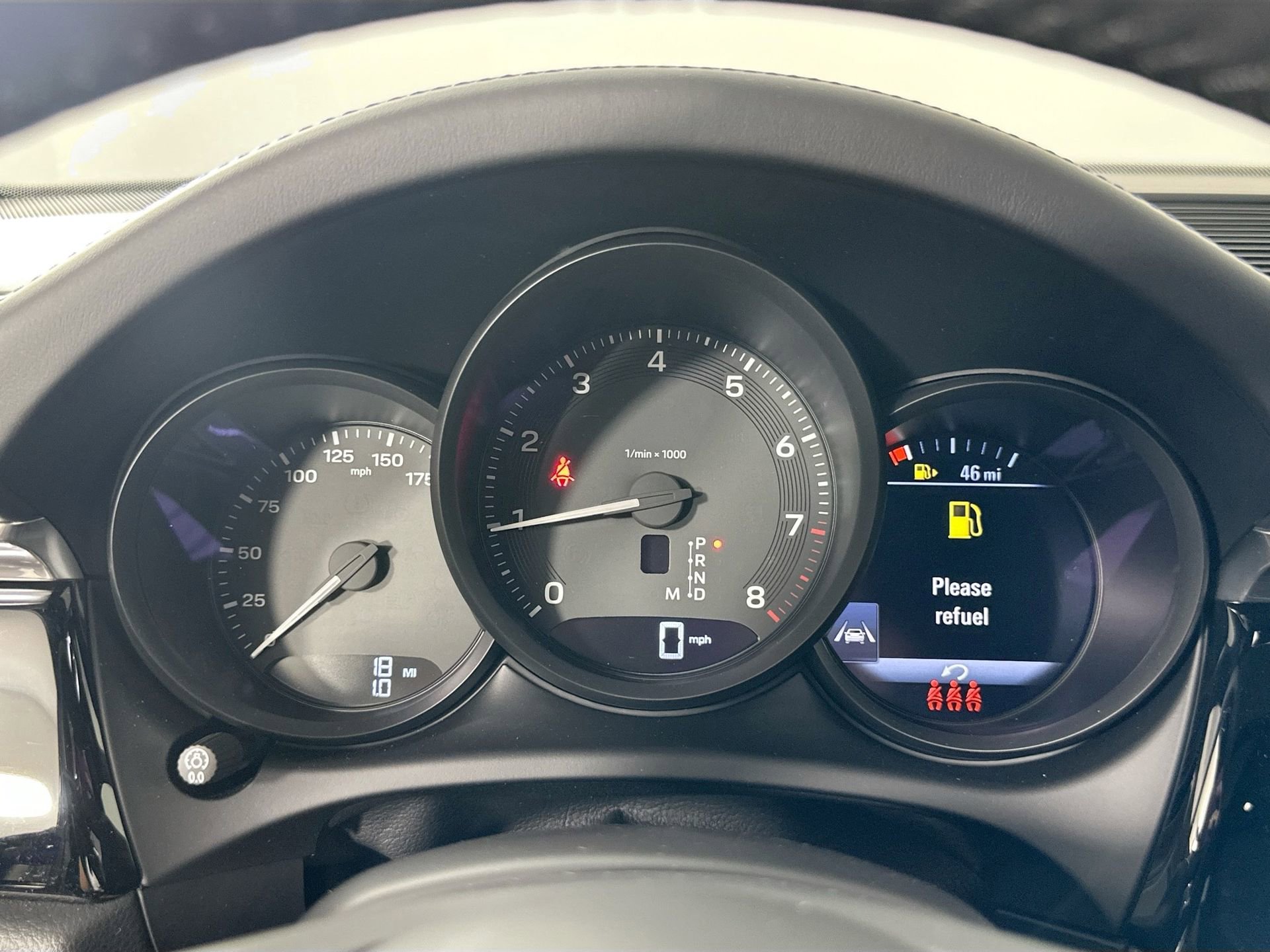 Certified 2025 Porsche Macan image 19