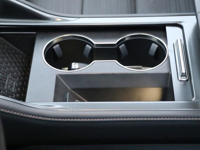 Used 2024 Lincoln Nautilus Reserve w/ Equipment Group 202A image 28