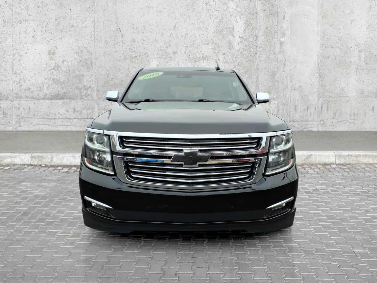 Used 2018 Chevrolet Suburban Premier AWD/4WD image 3