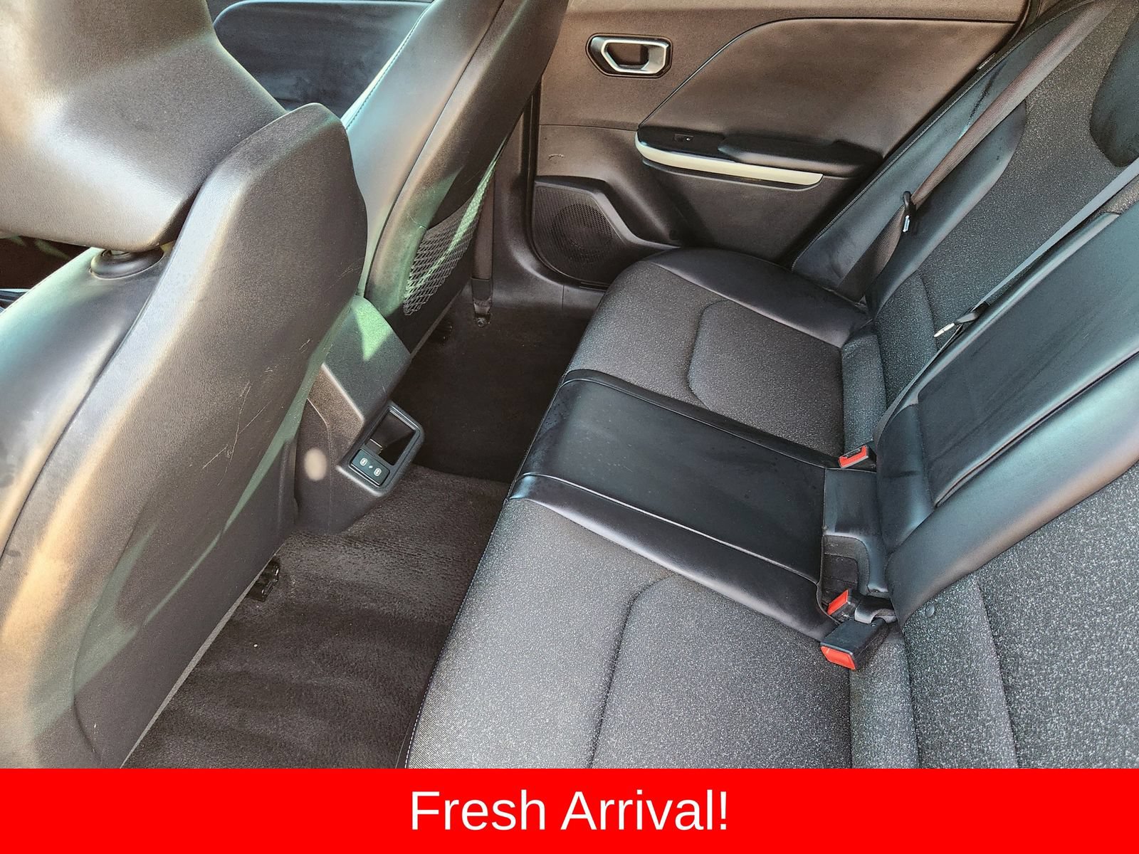 Used 2025 Kia K4 GT-Line FWD image 39