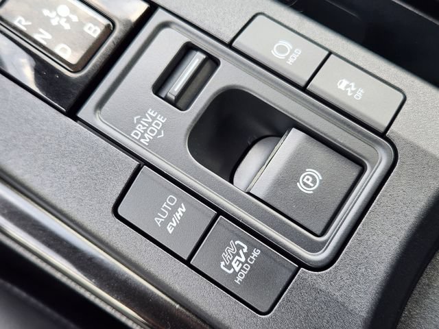 Used 2025 Toyota Prius Plug-In Hybrid FWD image 21