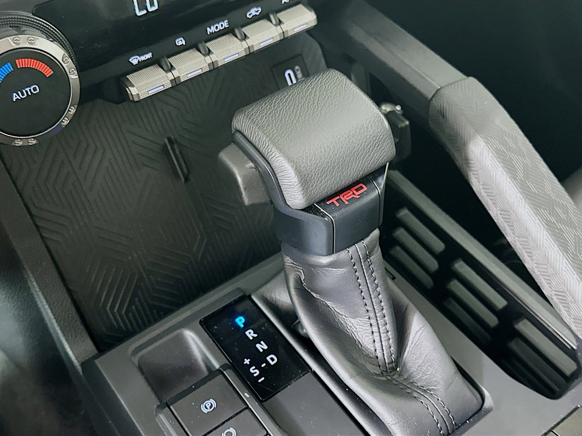 Used 2025 Toyota Tacoma TRD Off-Road image 25