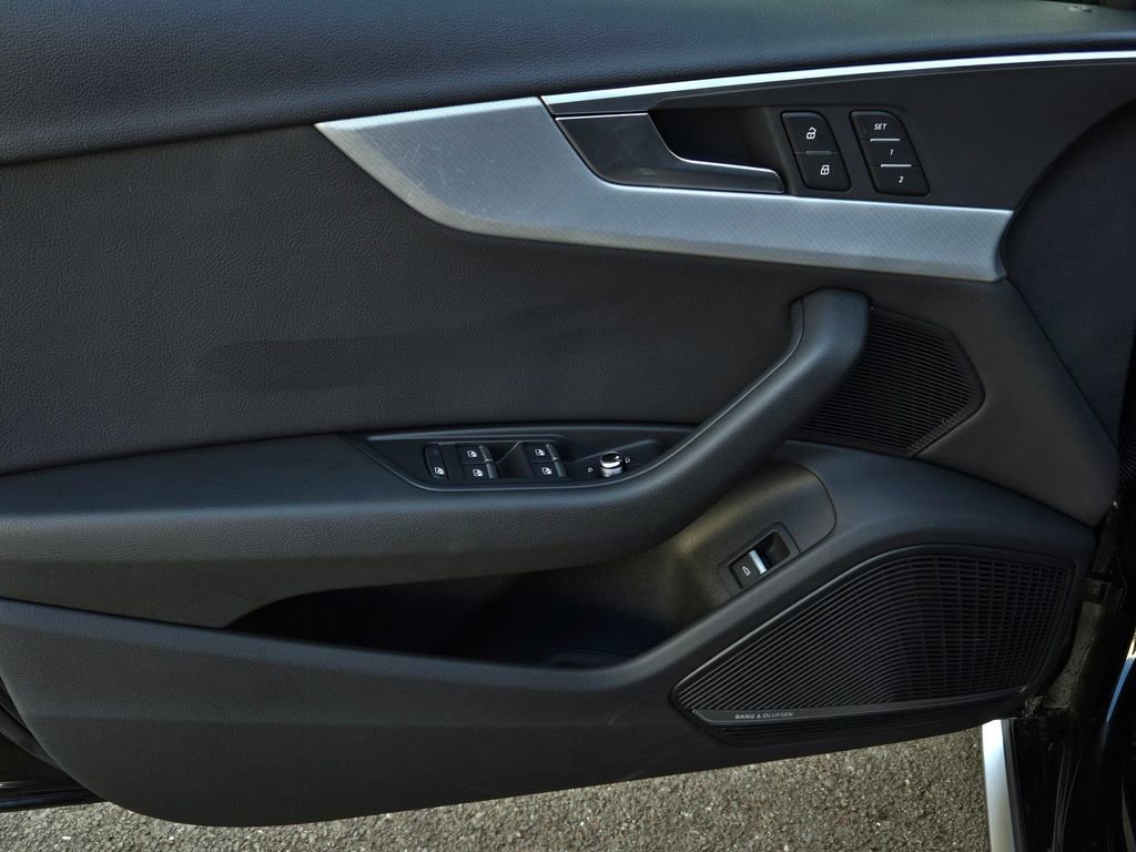 Used 2017 Audi A4 2.0T allroad Premium Plus w/ Technology Package image 10