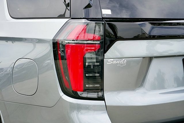 Used 2025 Chevrolet Tahoe LS AWD/4WD image 7