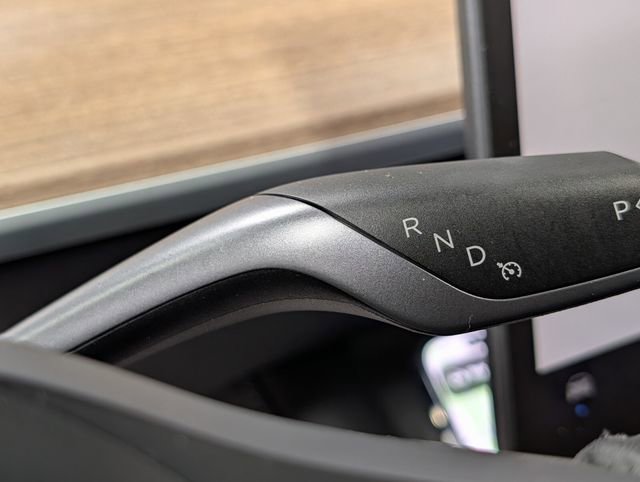 Used 2024 Tesla Model Y Performance AWD/4WD image 20