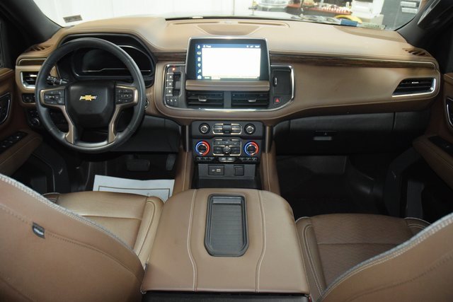 Used 2023 Chevrolet Suburban High Country w/ Premium Package image 30
