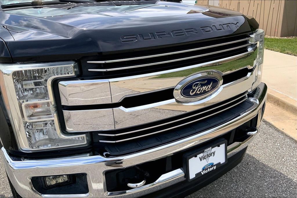 Used 2017 Ford F250 Lariat w/ Chrome Package AWD/4WD image 27