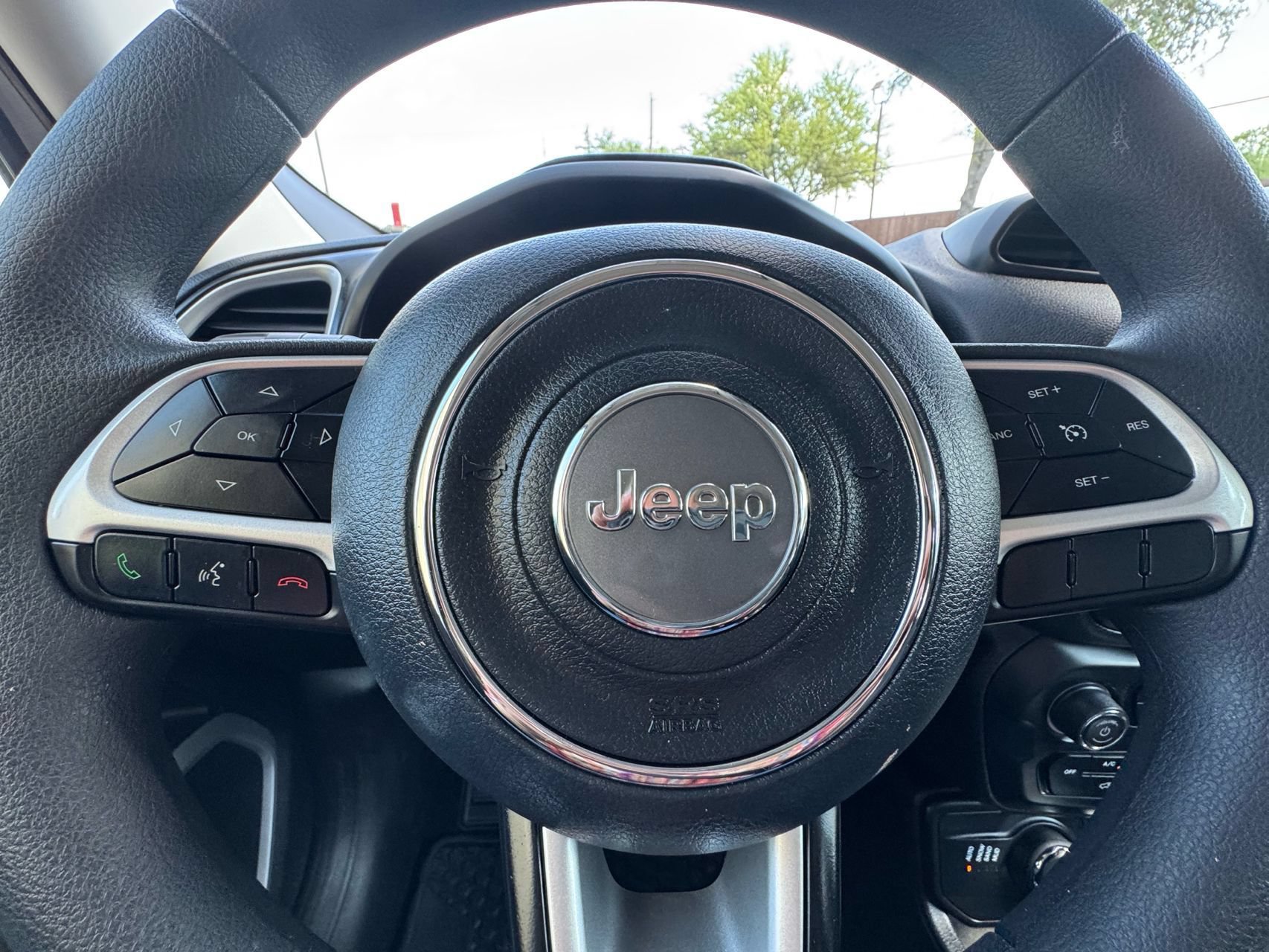 Used 2021 Jeep Renegade Sport AWD/4WD image 19