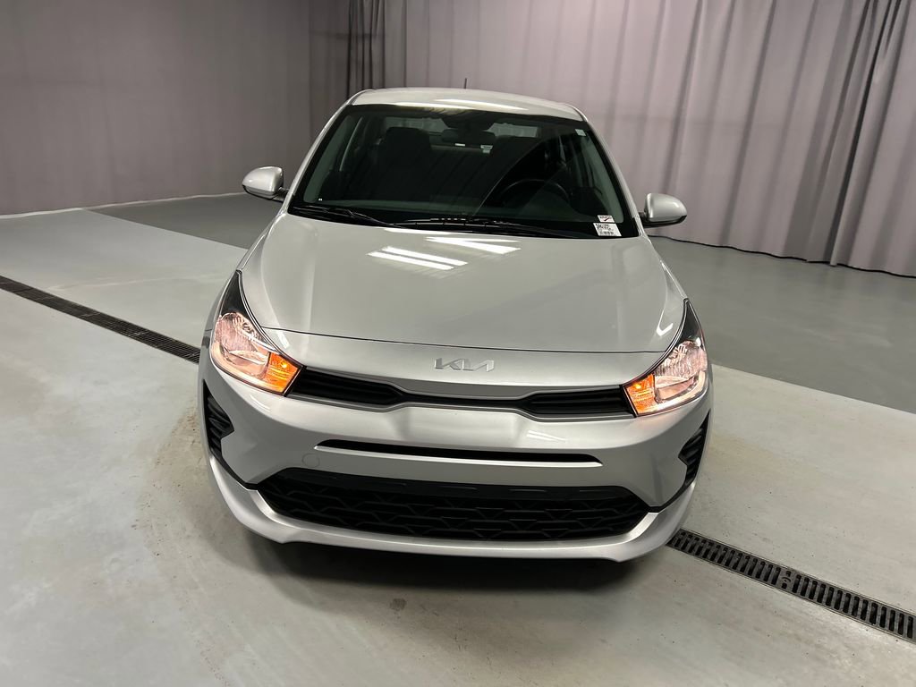 Used 2022 Kia Rio LX image 2