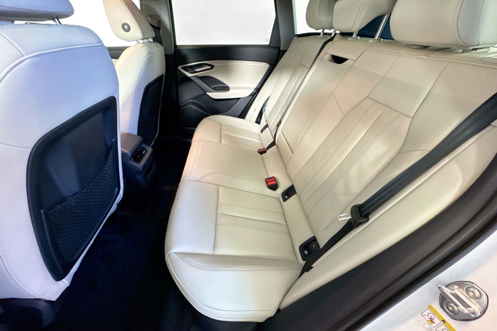 New 2025 Audi Q6 e-tron Premium image 21