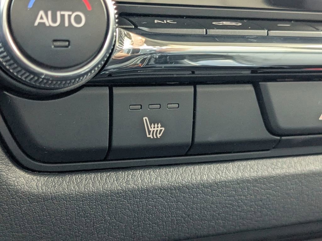 Certified 2025 MAZDA CX-30 AWD 2.5 S w/ Preferred Package image 23