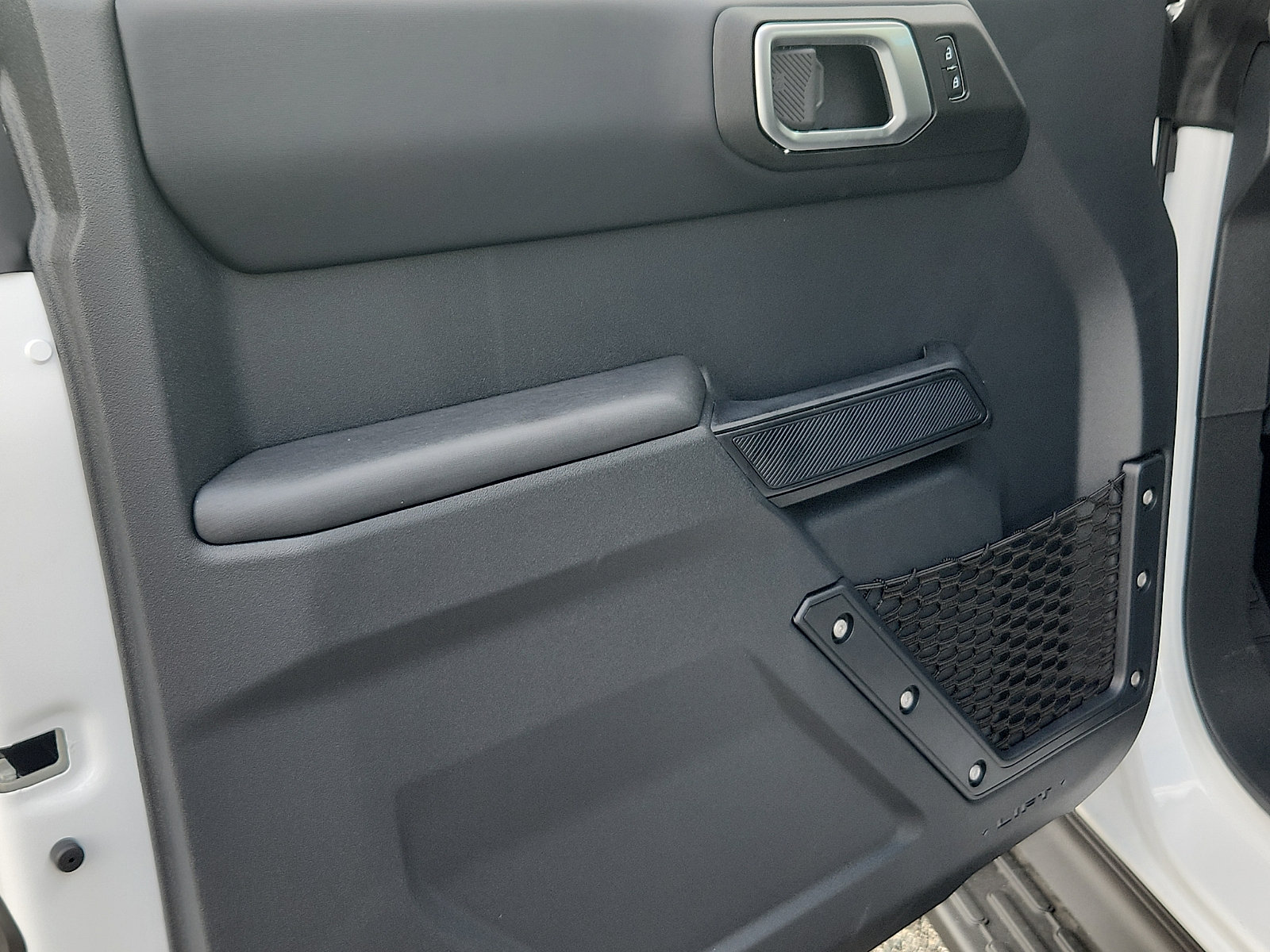 New 2026 Ford Bronco Outer Banks AWD/4WD image 8