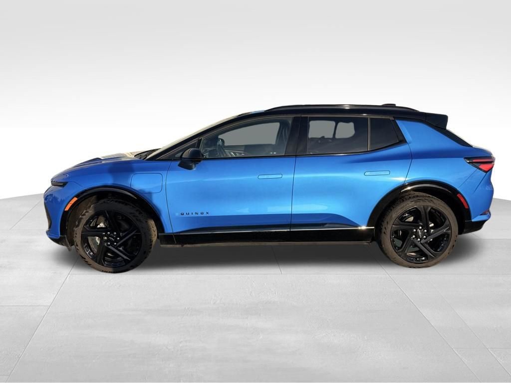 Used 2025 Chevrolet Equinox EV RS image 2