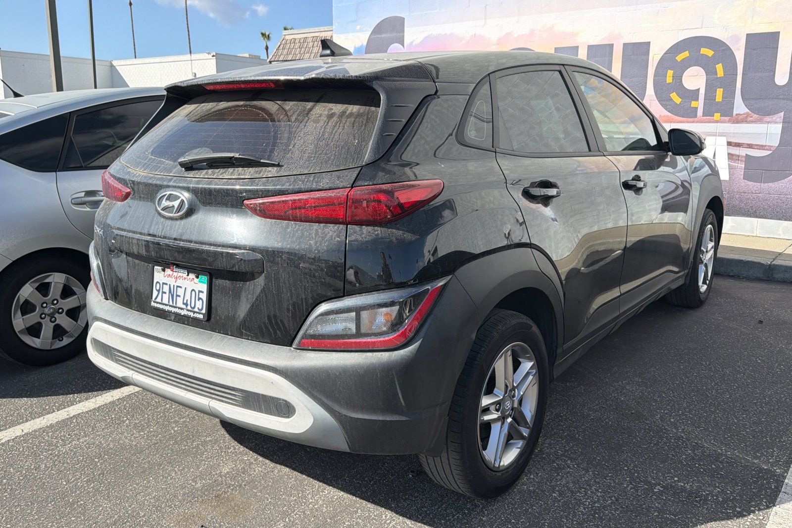 Used 2023 Hyundai Kona SE FWD image 5