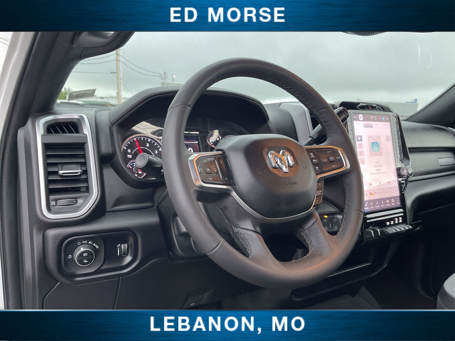 Used 2025 RAM 2500 Big Horn AWD/4WD image 33