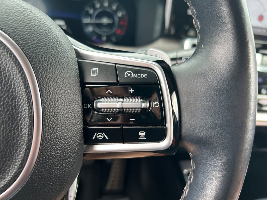 Used 2022 Kia Sorento SX Prestige w/ Rust Color Package image 18