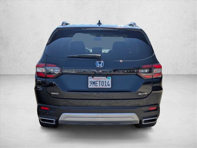 Used 2025 Honda Pilot Elite image 7