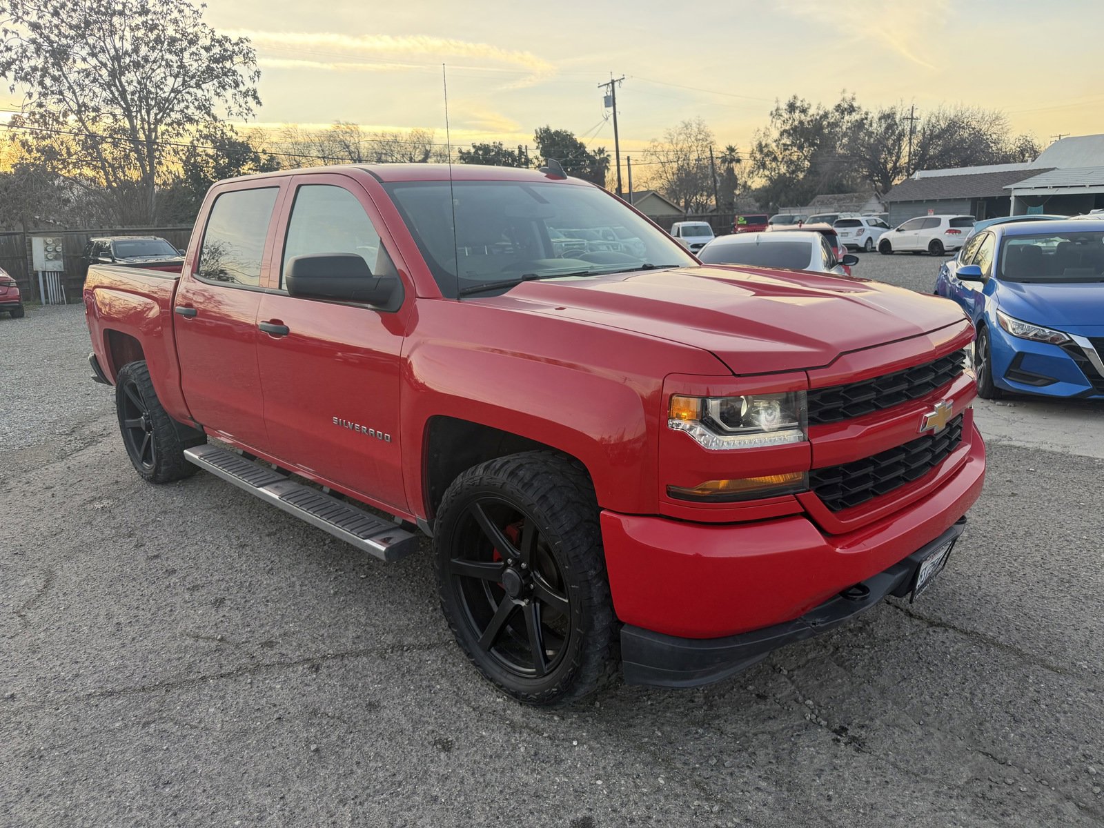 Used 2018 Chevrolet Silverado 1500 Custom w/ Custom Value Package image 3