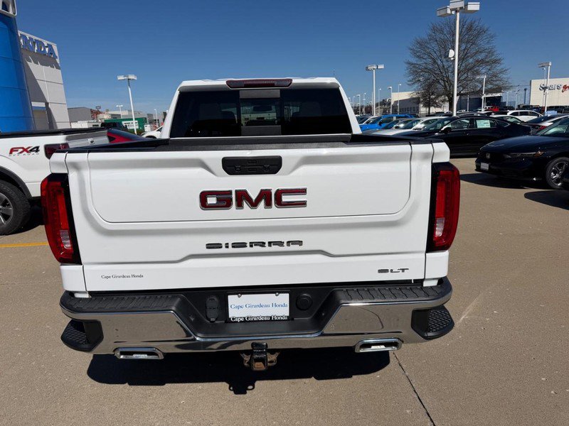 Used 2021 GMC Sierra 1500 SLT w/ SLT Premium Package image 3