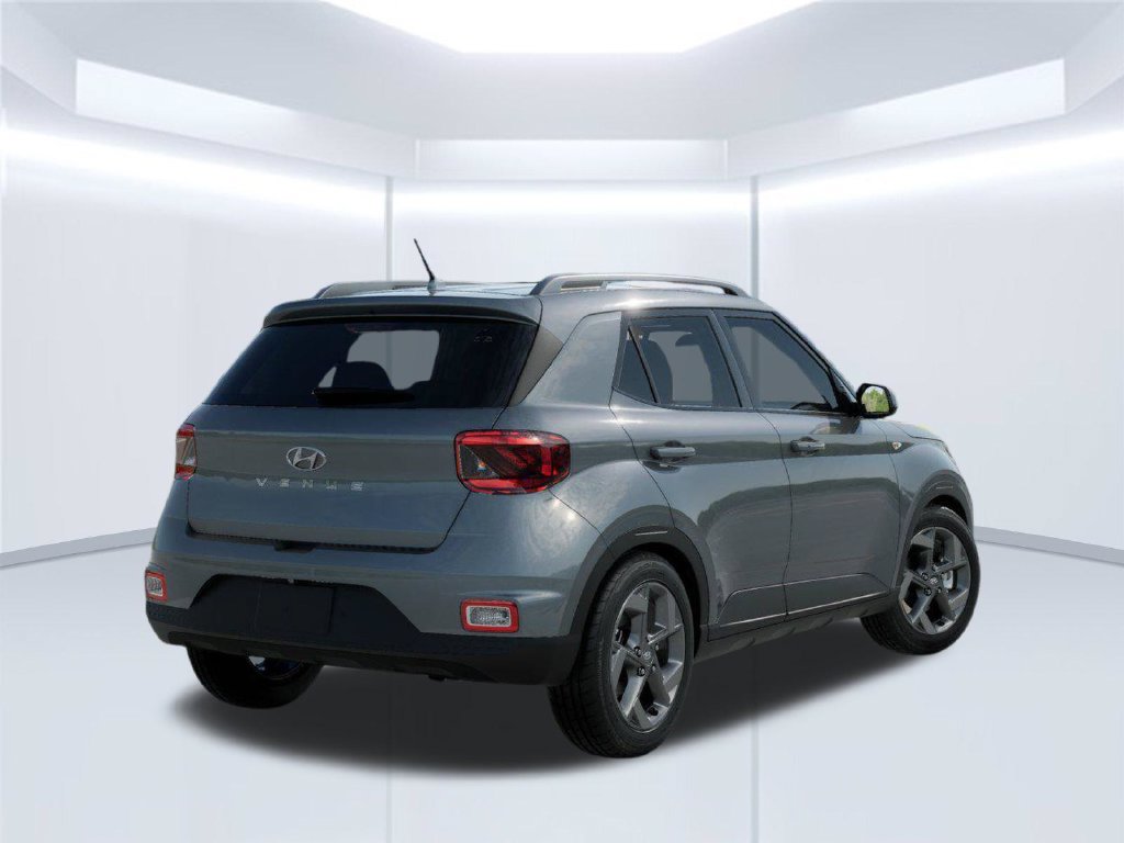 New 2026 Hyundai Venue SEL FWD image 4