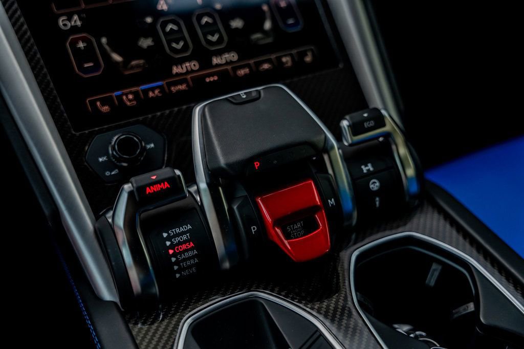 Used 2020 Lamborghini Urus image 53