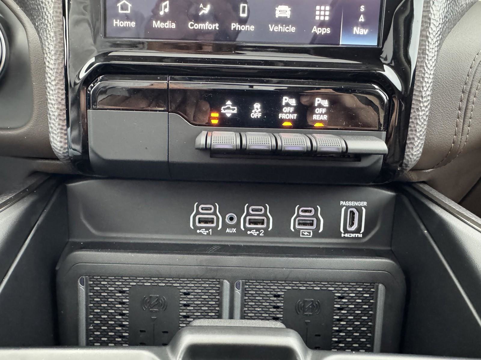 New 2026 RAM 1500 Limited w/ Bed Utility Group image 15