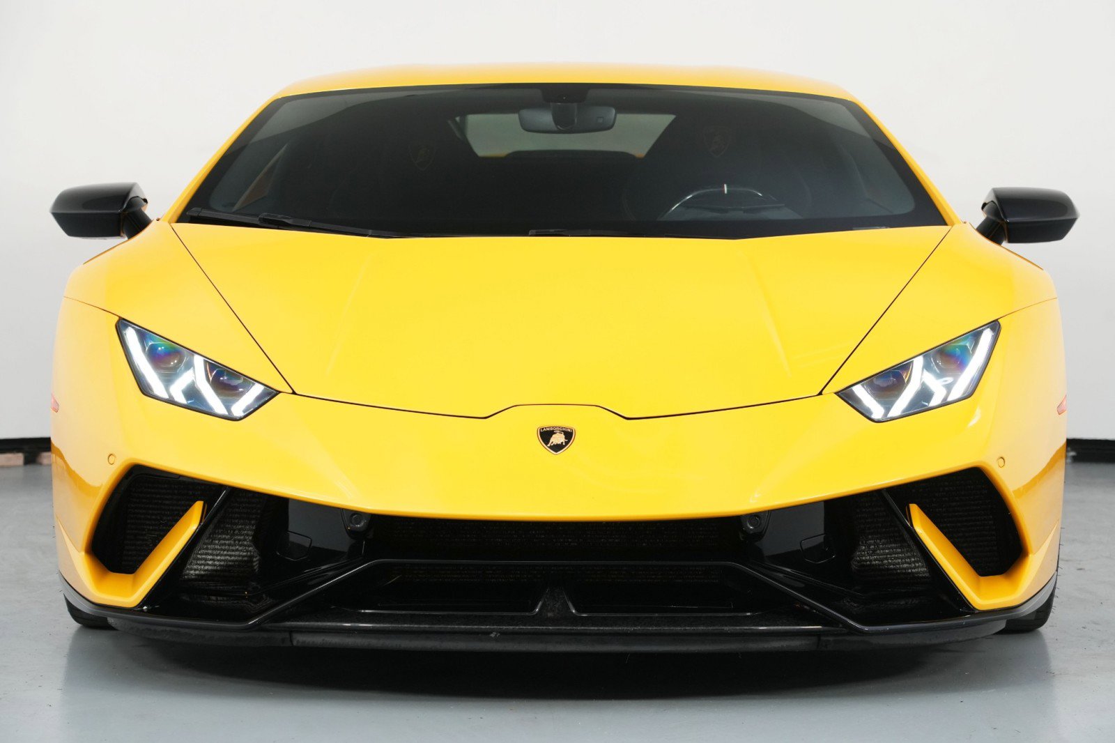 Used 2018 Lamborghini Huracan Performante image 7