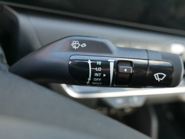Used 2025 Kia K4 EX FWD image 24