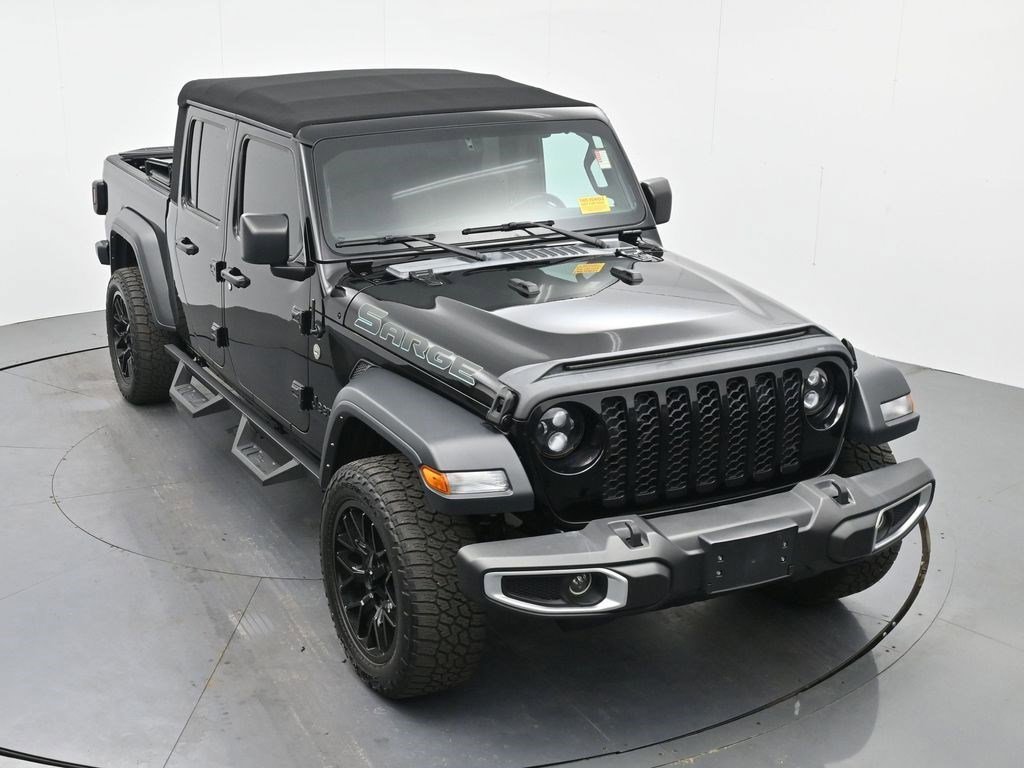 Used 2023 Jeep Gladiator Sport AWD/4WD image 18