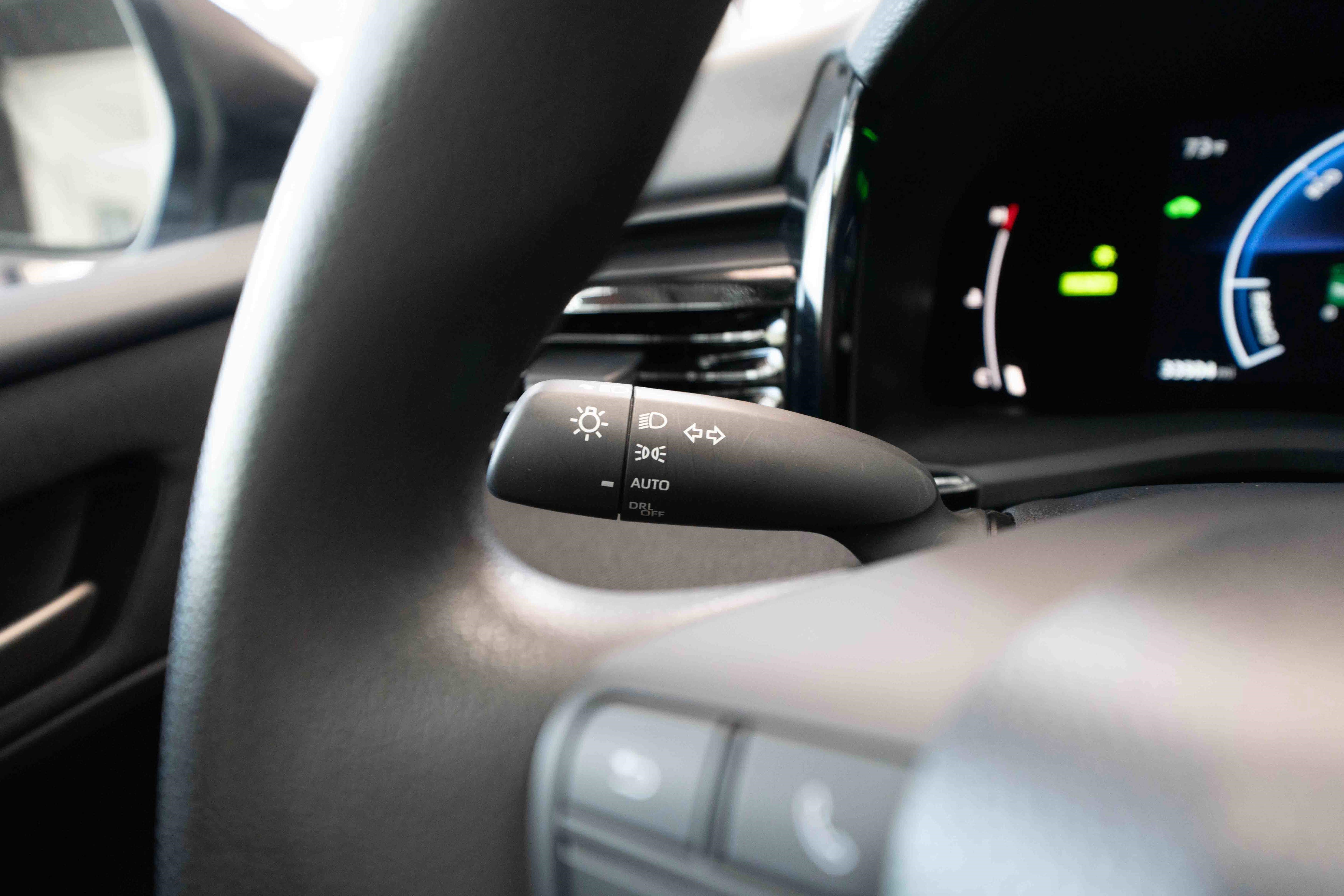 Used 2025 Toyota Camry LE FWD image 13