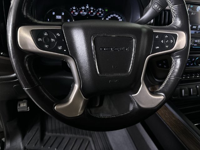 Used 2018 GMC Sierra 2500 Denali w/ Duramax Plus Package AWD/4WD image 11