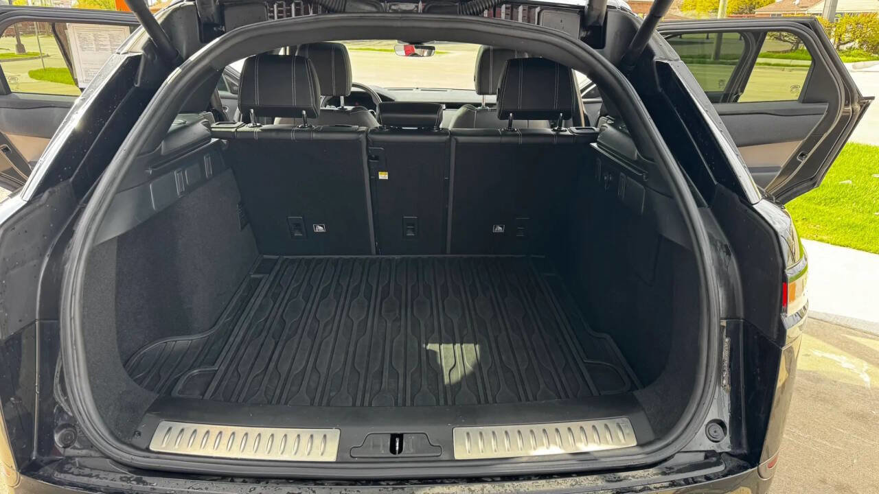 Used 2018 Land Rover Range Rover Velar R-Dynamic SE AWD/4WD image 21