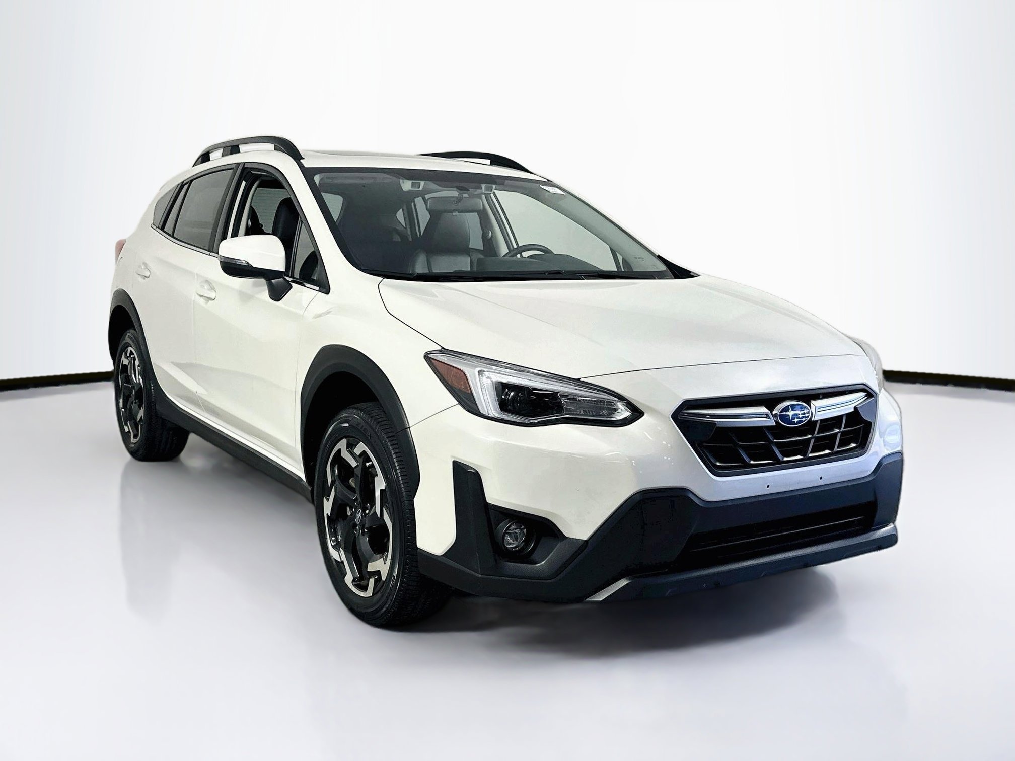 Used 2023 Subaru Crosstrek 2.5i Limited w/ Moonroof Package AWD/4WD image 3