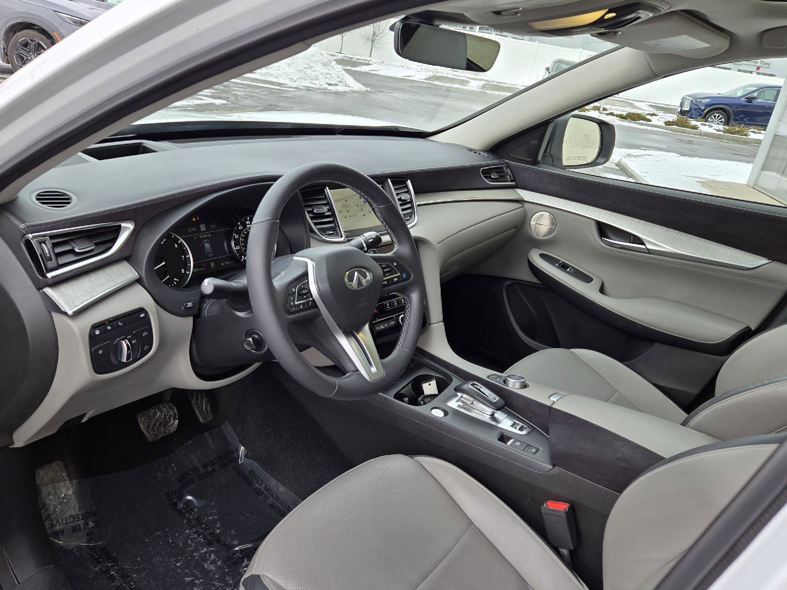 Certified 2023 INFINITI QX50 Sensory image 4