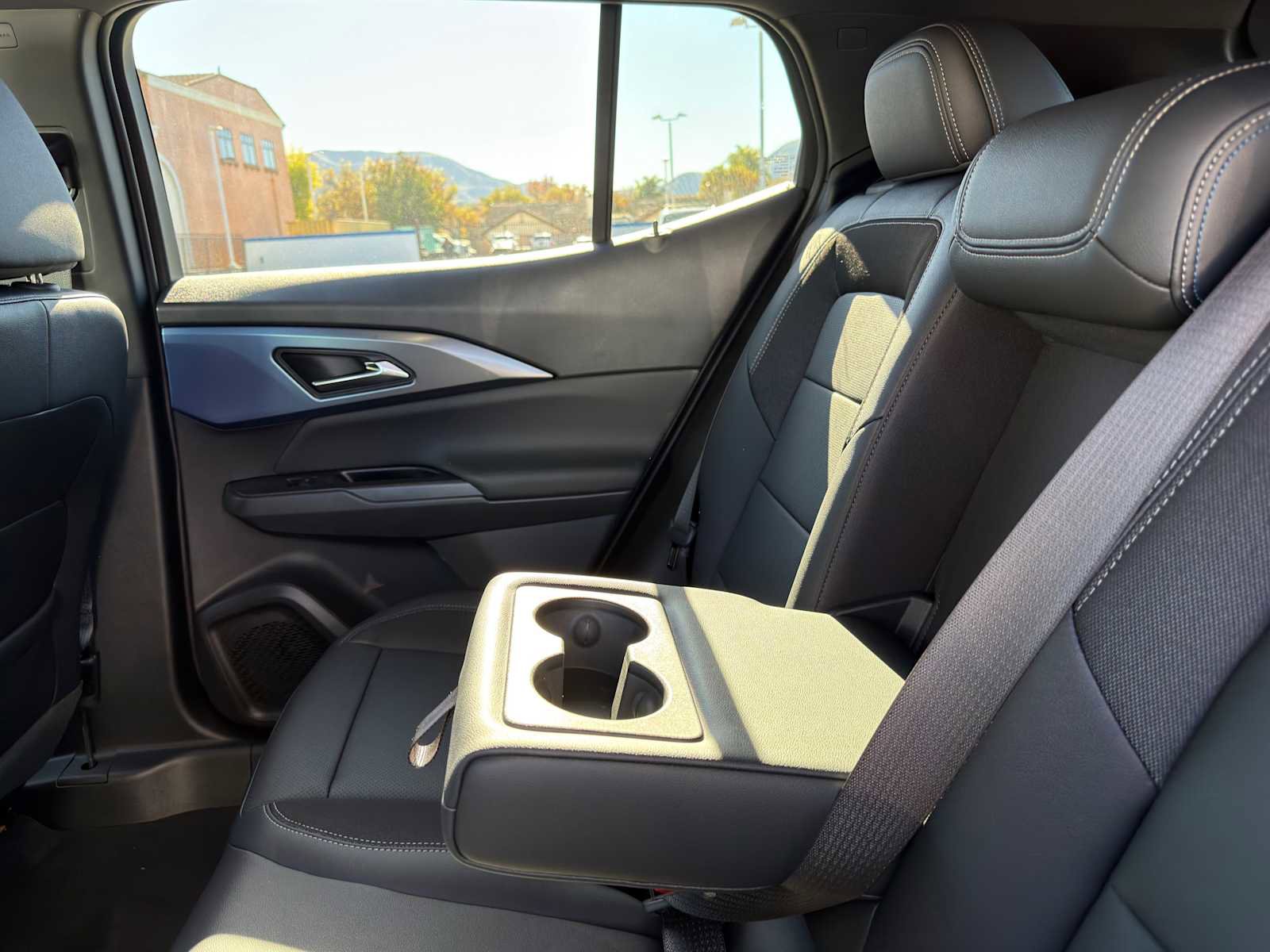 New 2026 Chevrolet Equinox EV LT image 19