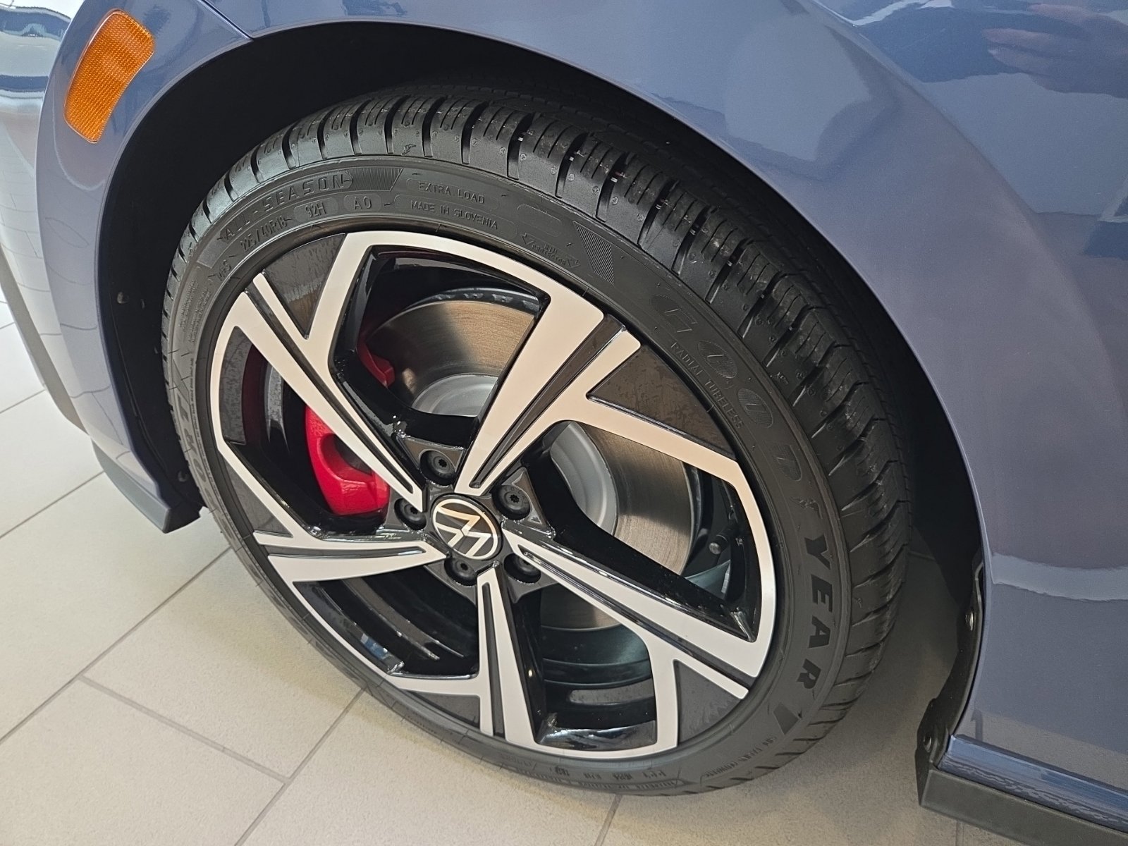 New 2026 Volkswagen GTI SE FWD image 16