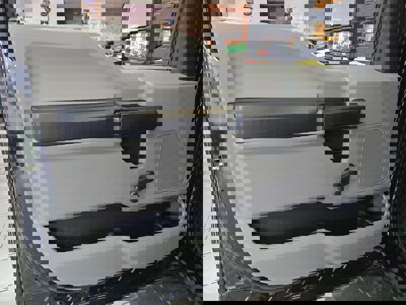 Used 2017 Ford F350 XL image 6