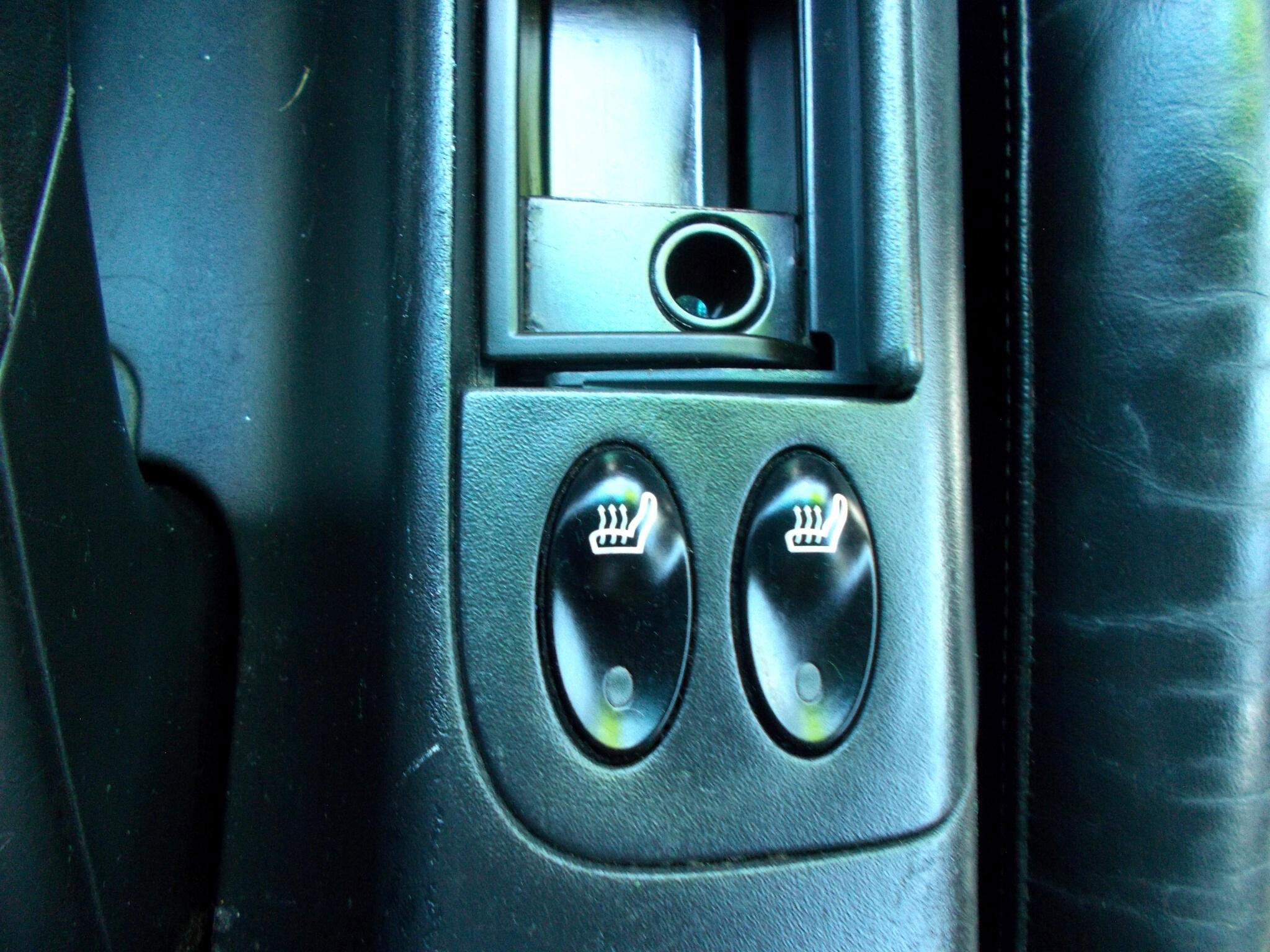 Used 2004 Porsche Boxster RWD image 32