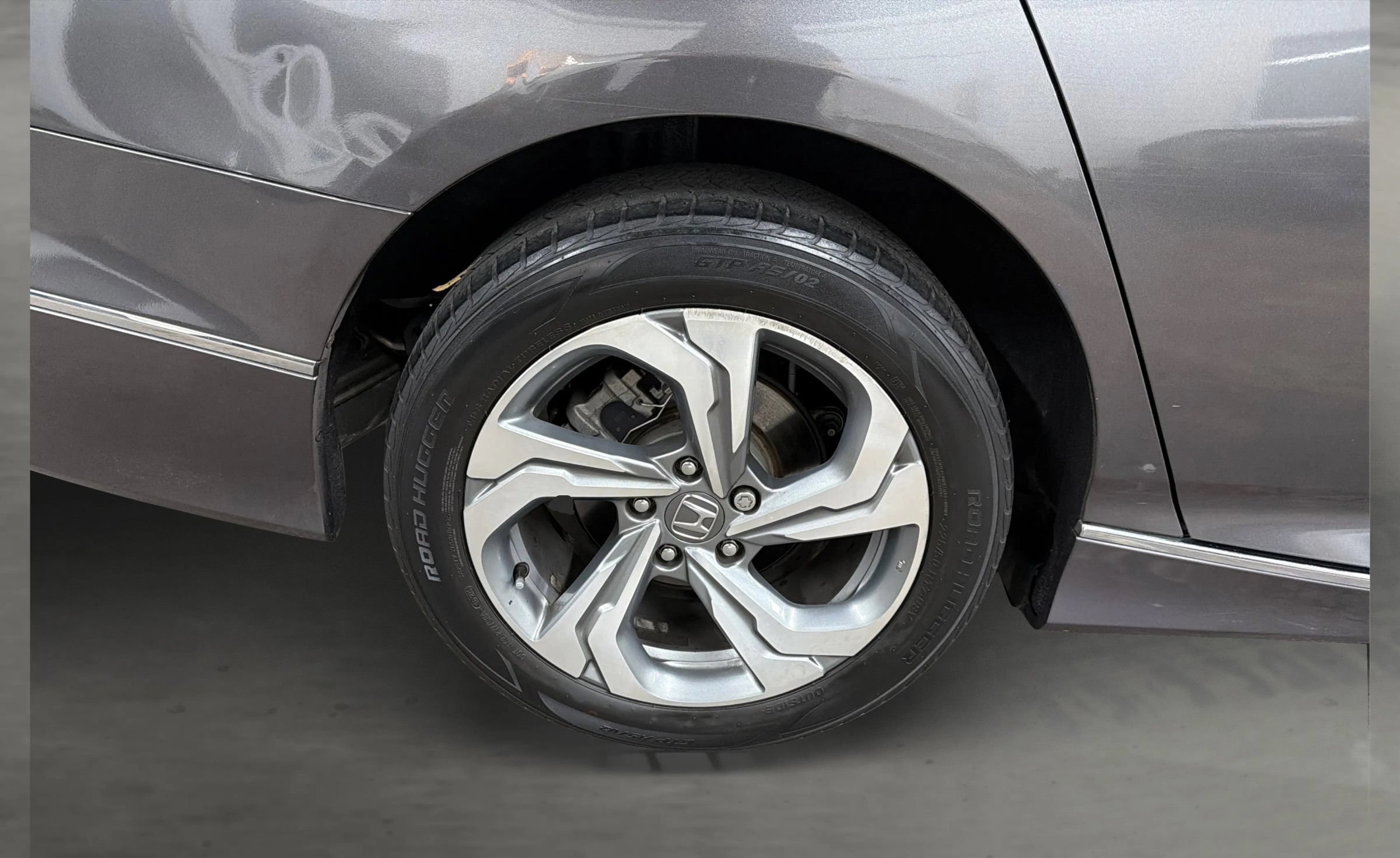 Used 2020 Honda Accord EX image 46