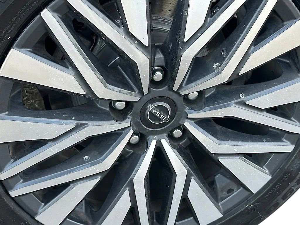 Used 2024 Nissan Altima 2.5 SV image 30