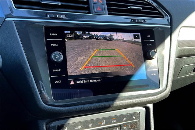 Used 2024 Volkswagen Tiguan Wolfsburg Edition image 17