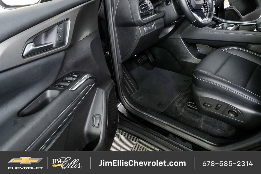 Certified 2025 Chevrolet Traverse LT FWD image 7